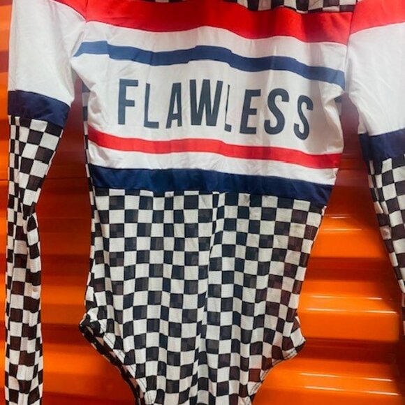 body suit and hat - Picture 1 of 5